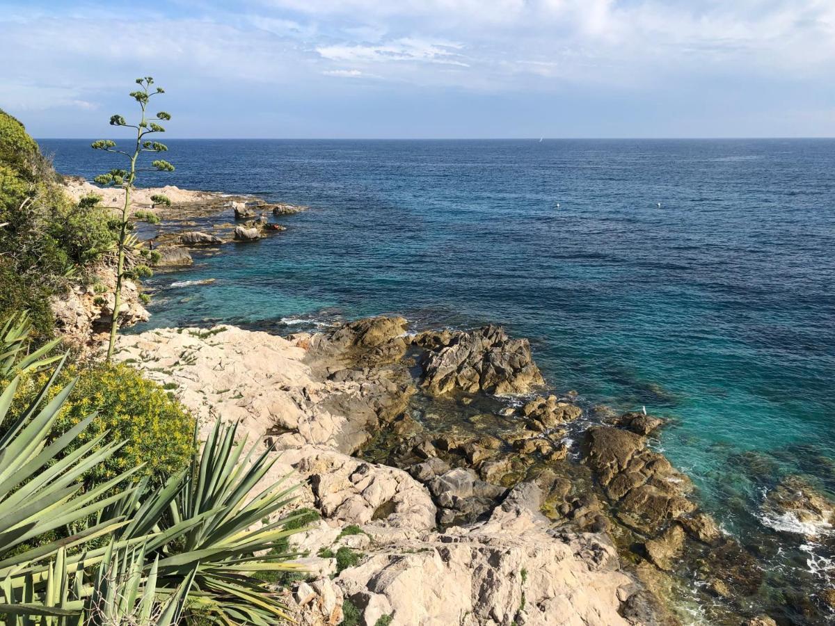 Studio Front De Mer - Menton Garavan Bagian luar foto