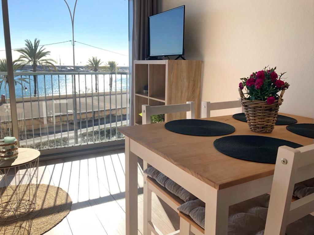 Studio Front De Mer - Menton Garavan Bagian luar foto